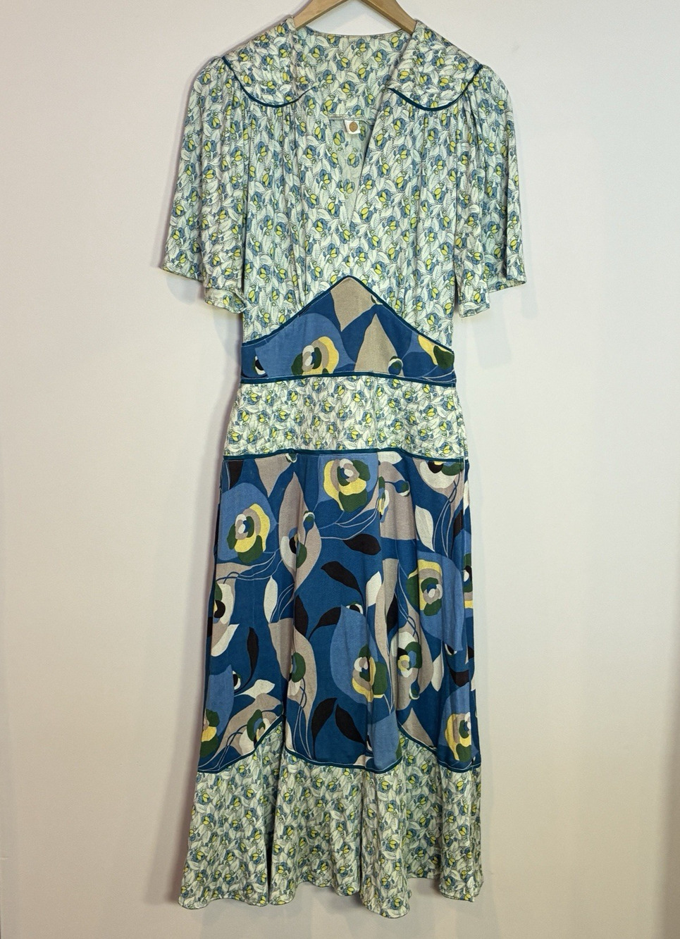 Vintage Leaf Paneled Dress Blue Yellow Green Cream Silk Blend Size M